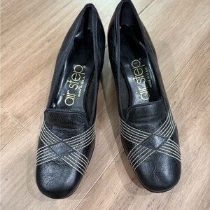 Vintage Black Leather Women's Shoes
